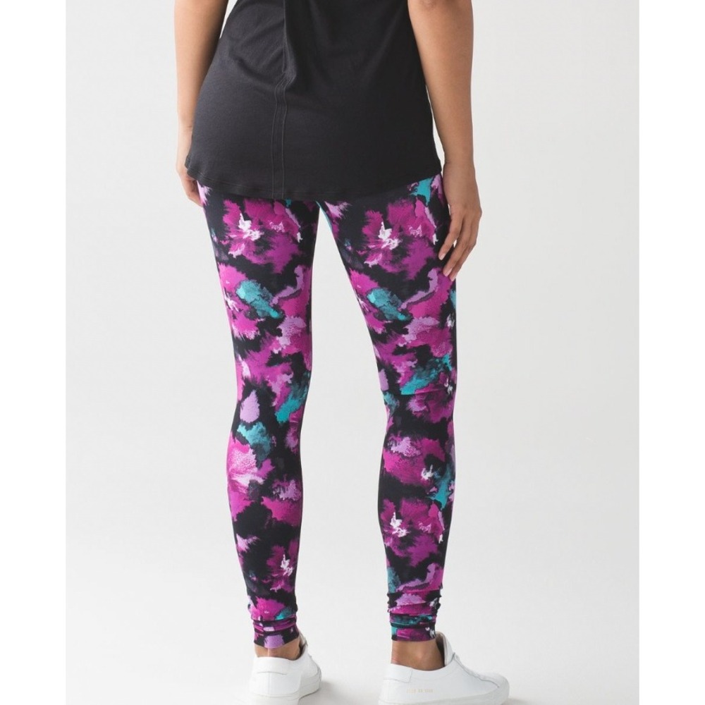 Lululemon Wunder Under‎ Midnight Bloom Leggings Athleisure Running Pilates Yoga
